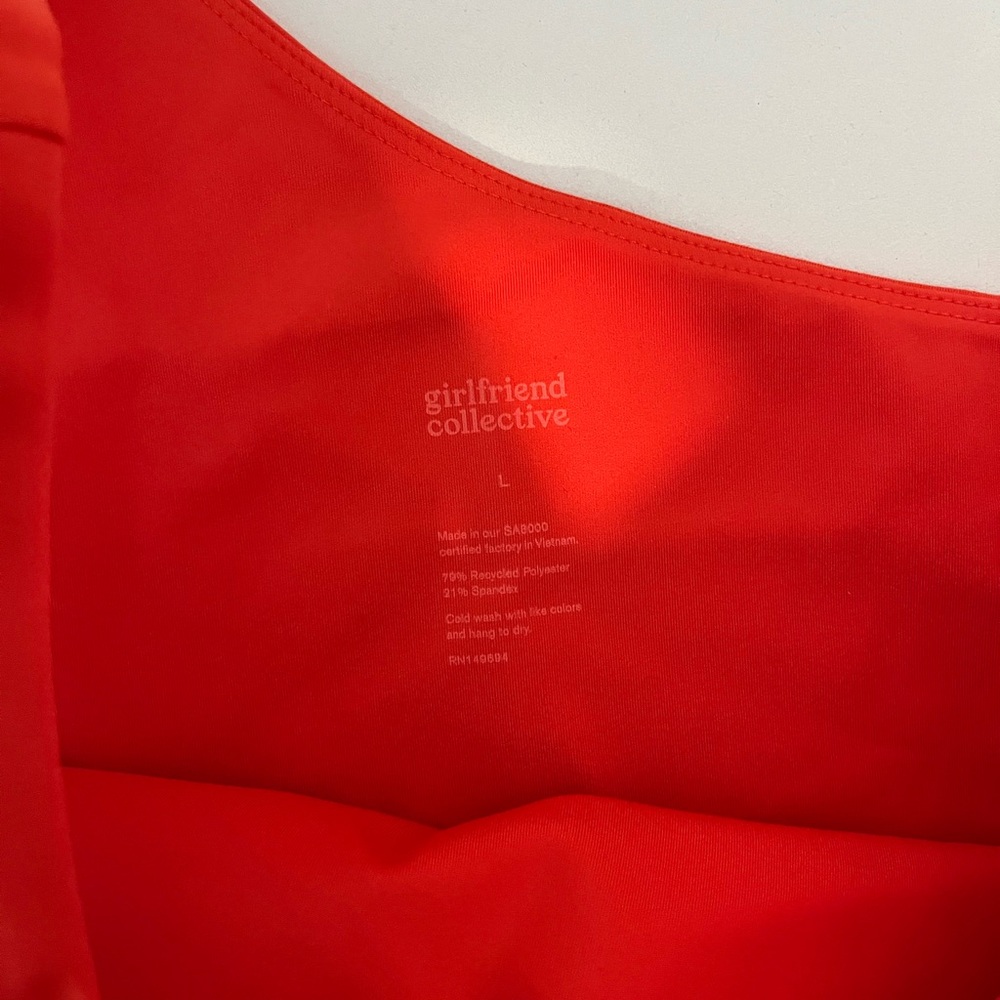 Girlfriend Collective Bianca One-Shoulder Sports Bra | NWT | Size L - Picture 3 of 3